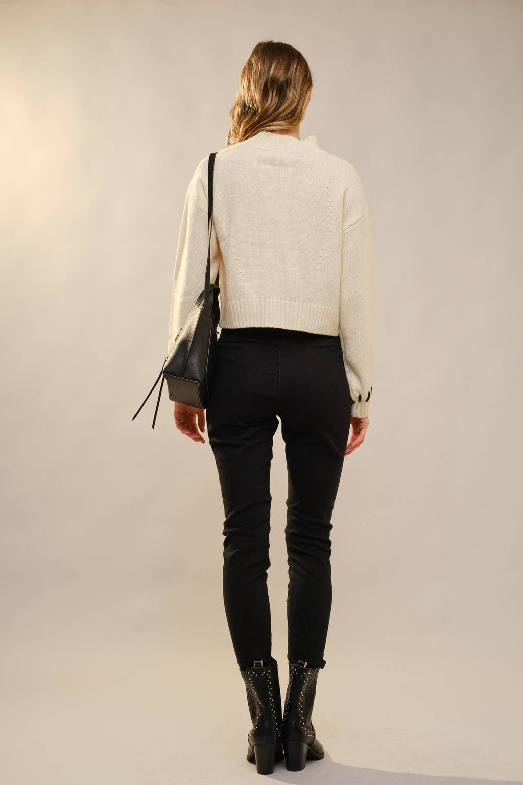 Cropped Horseshoe Knit Sweater