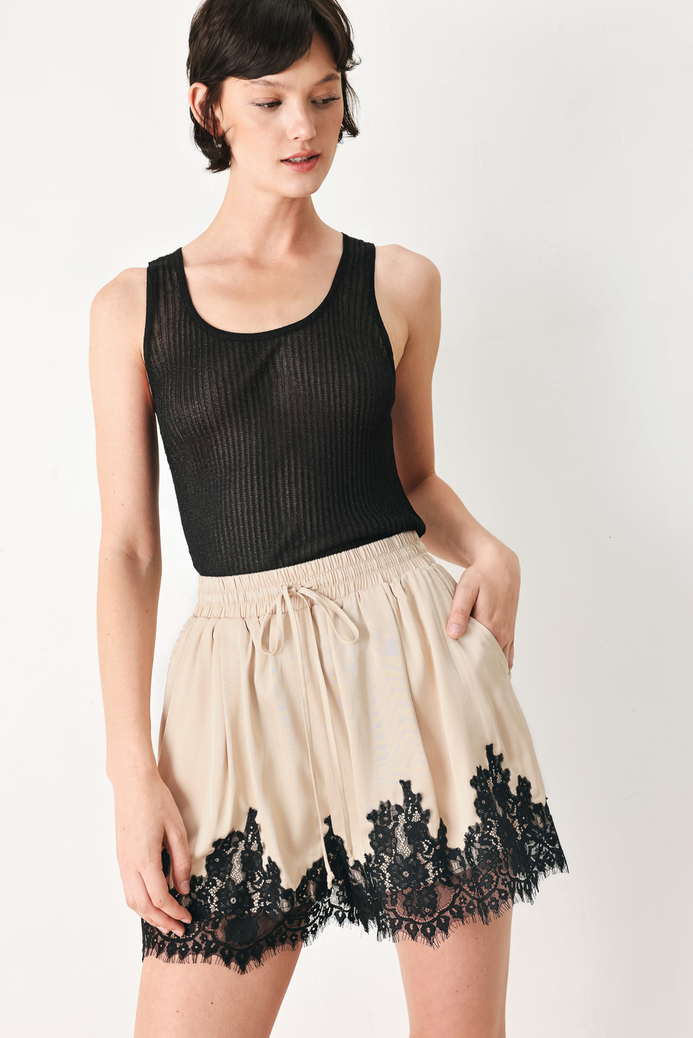 Rodeo Romance Woven Shorts - Champagne