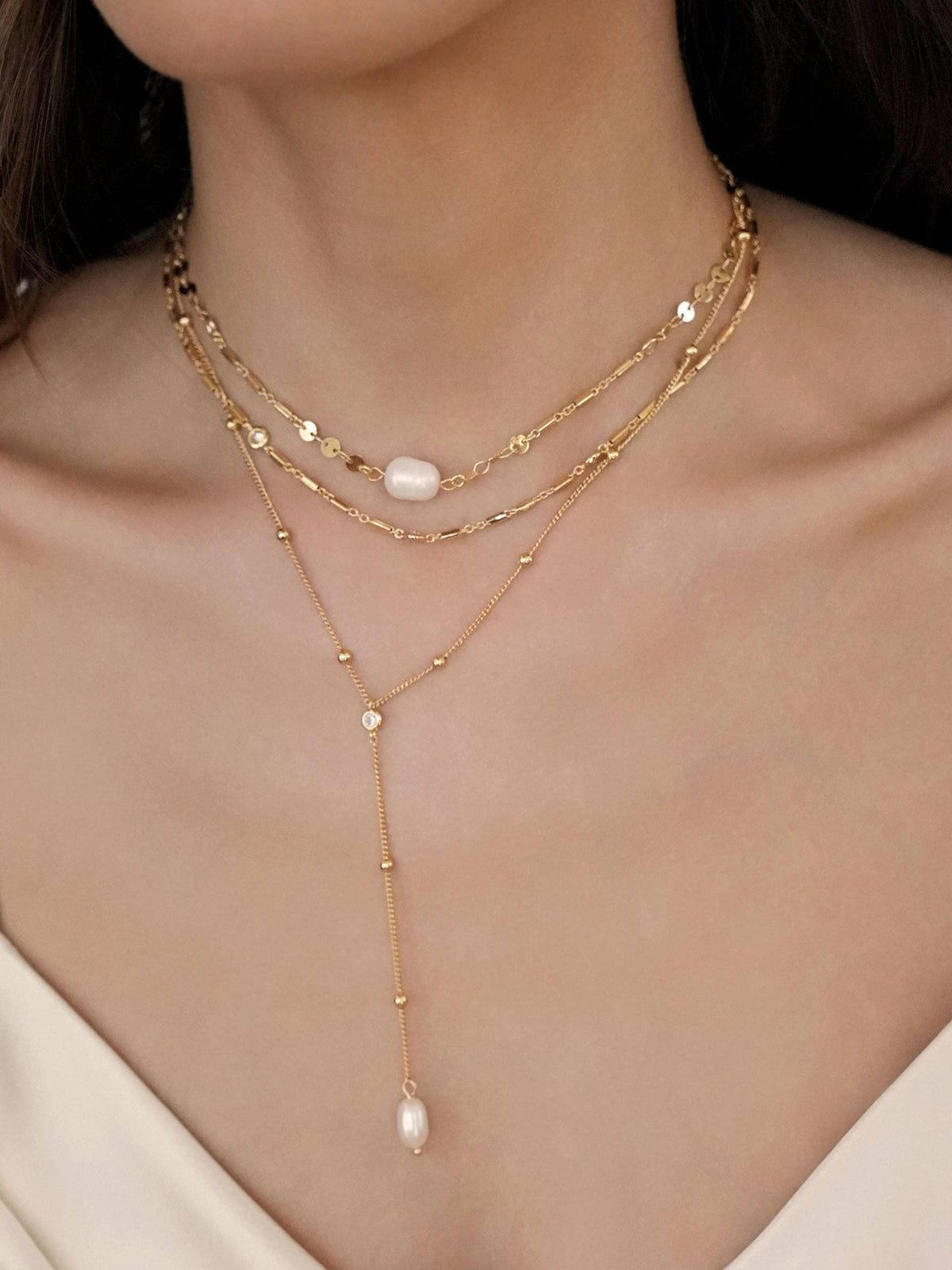 Forever Falling Pearl Lariat